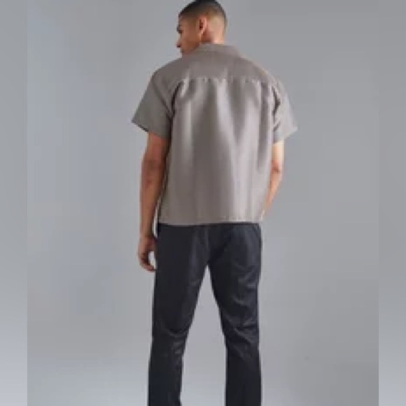 SHORT SLEEVE BOXY TEXTURED PERFORATED SHIRT - Picture 4 of 6